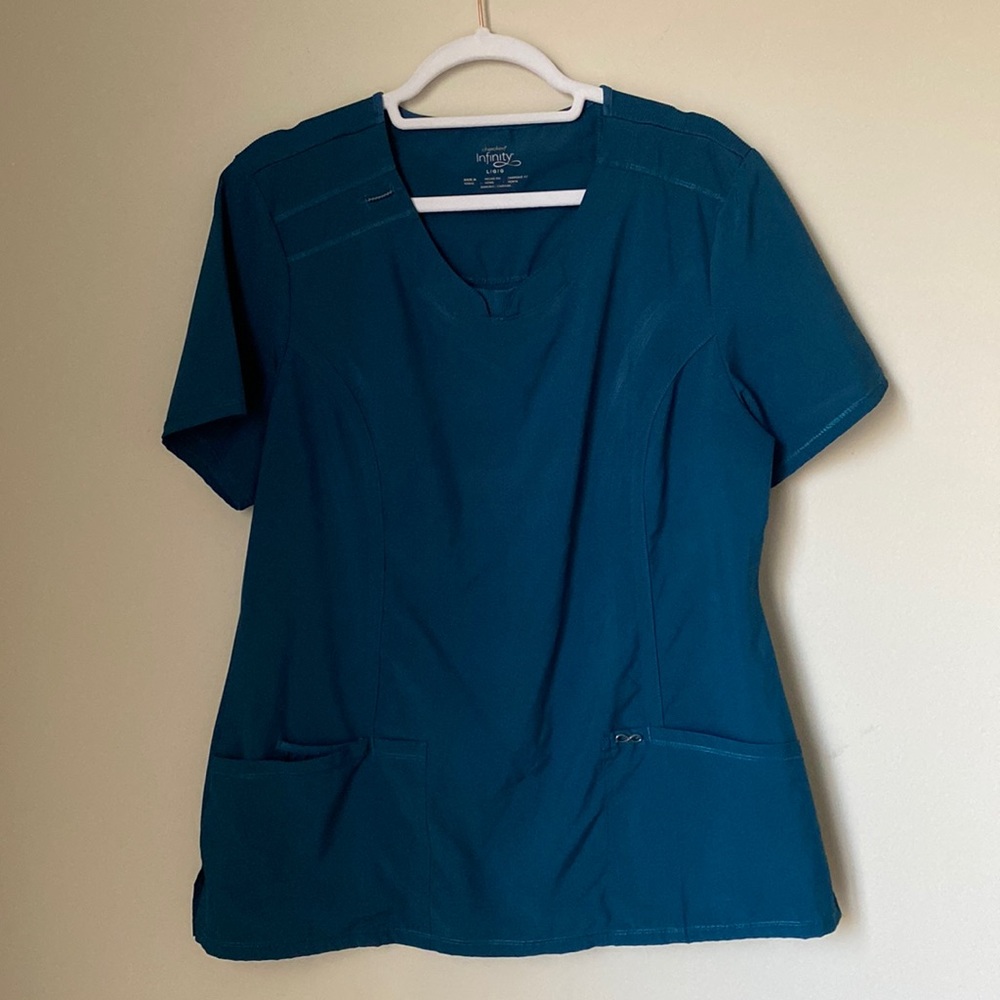 Cherokee Infinity Scrub Top